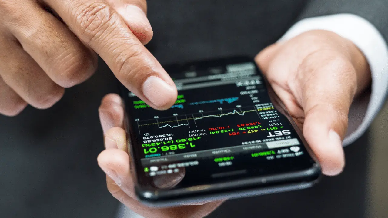 Private banks post mixed Q2 results, brokerages flag margin pressure