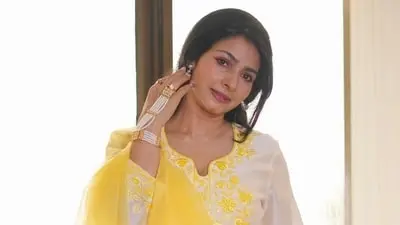 Tanishaa Mukerji slams 'elitist Hindus' with 'British hangover'