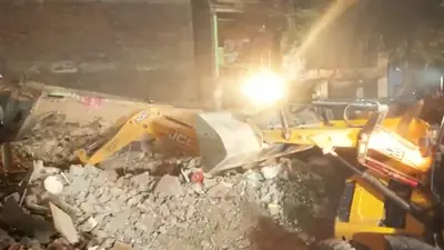 Roof slab collapse in Delhi's Harsh Vihar, two feared trapped