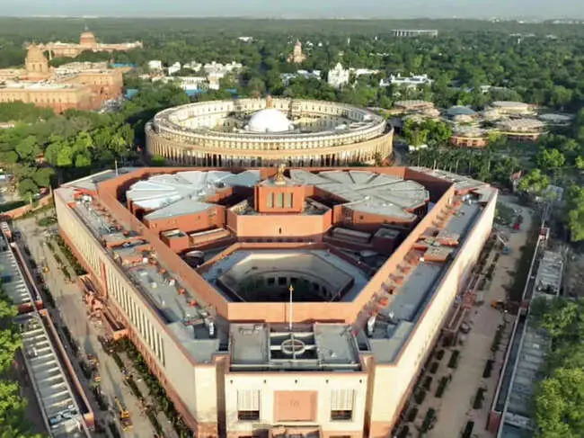 Parliamentary panels reconstituted, Tharoor and Thakur retained