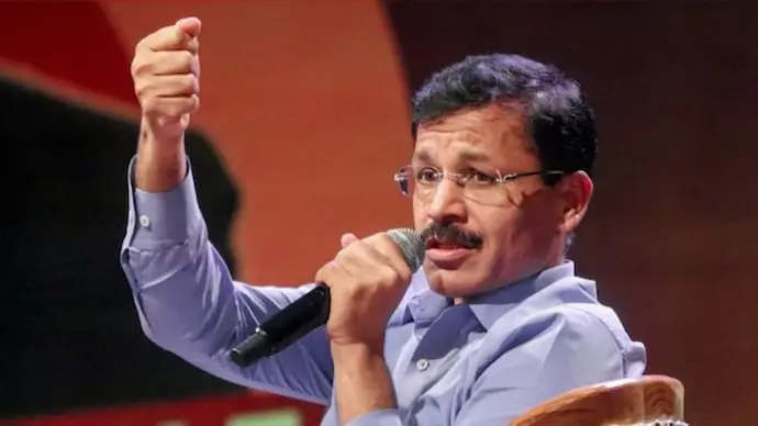 Maharashtra sets up panel to overhaul MPSC amid job protest
