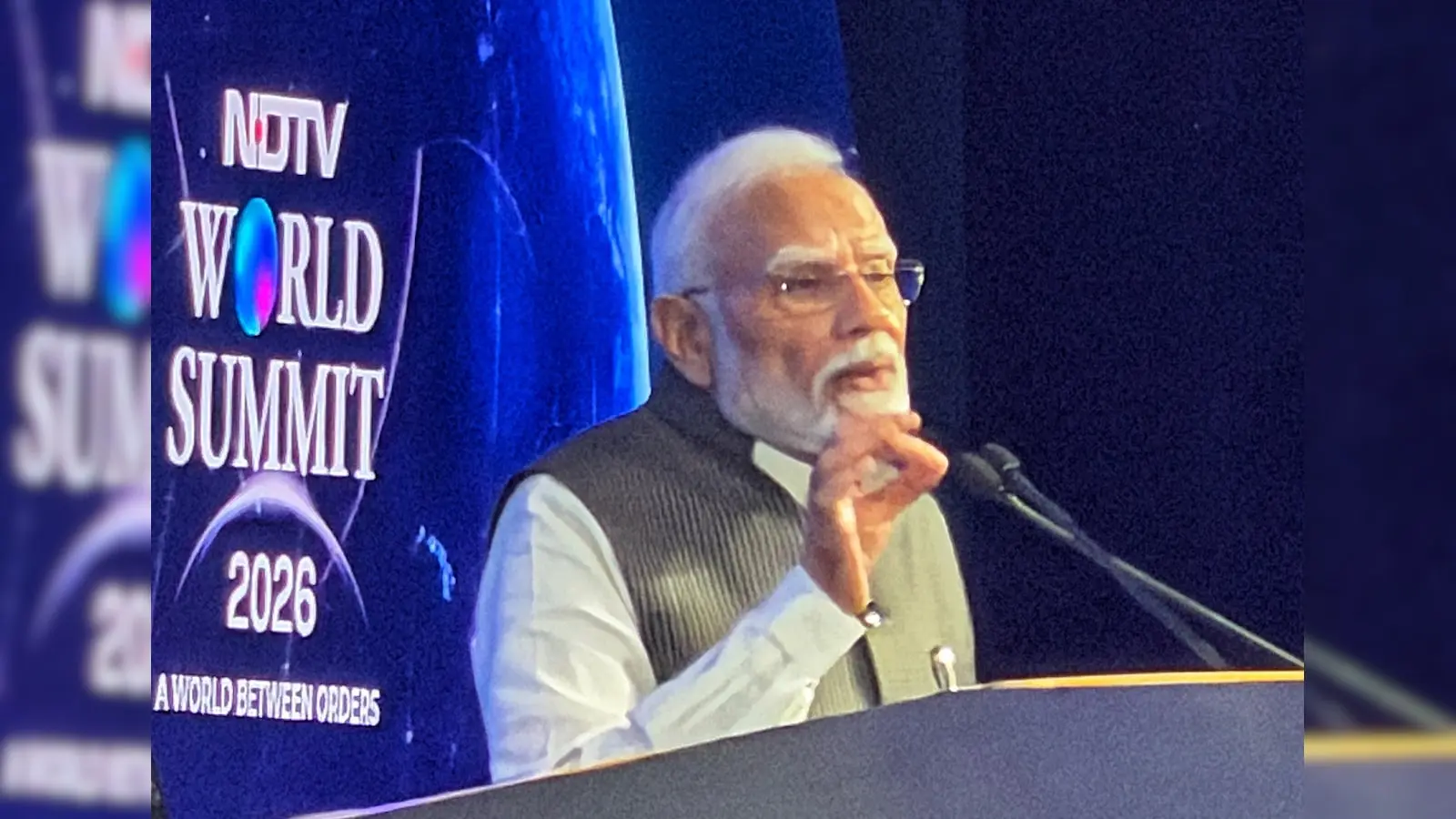 PM Modi calls Rahul Gandhi a failed product at summit