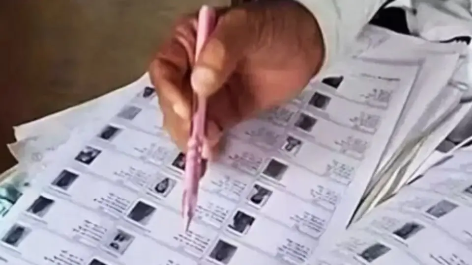 Voters can update rolls at polling booths on 17 October