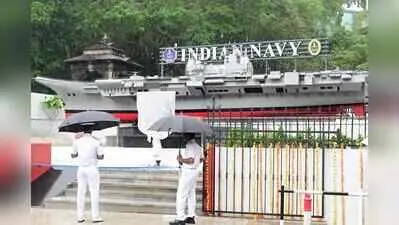 INS Vikrant scale model dedicated to Thiruvananthapuram