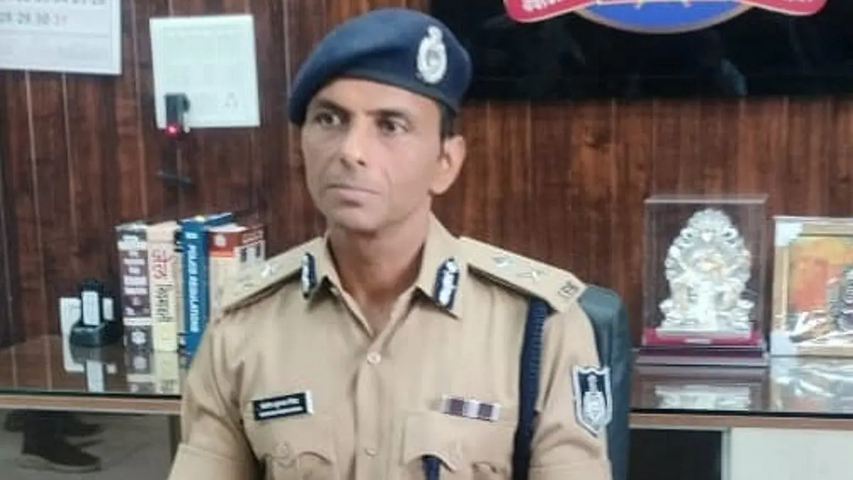 Indore Police Plan AI Cameras, Shakti Patrols for Navratri, Match