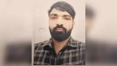 Bengaluru airport police detain man for extorting passengers